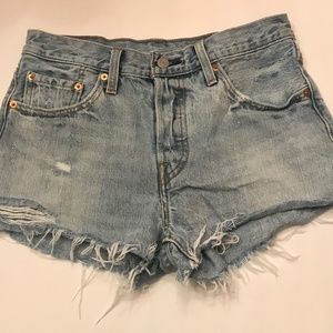 Levi jean shorts